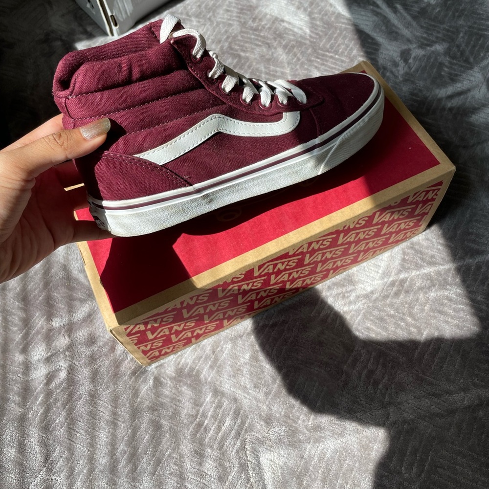 Vans Size 7 Women